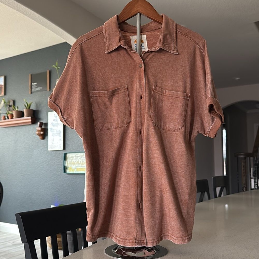 NWT C & C Collar Button Down S Earthy Casual Shirt in Rust Short Sleeve - Picture 5 of 7
